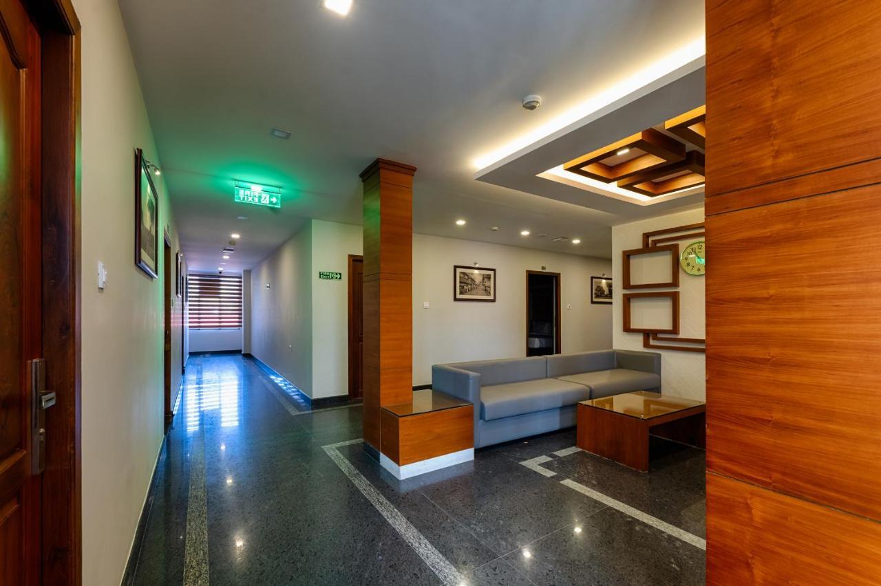 Vidya Residency Hotel Thrissur Exterior photo